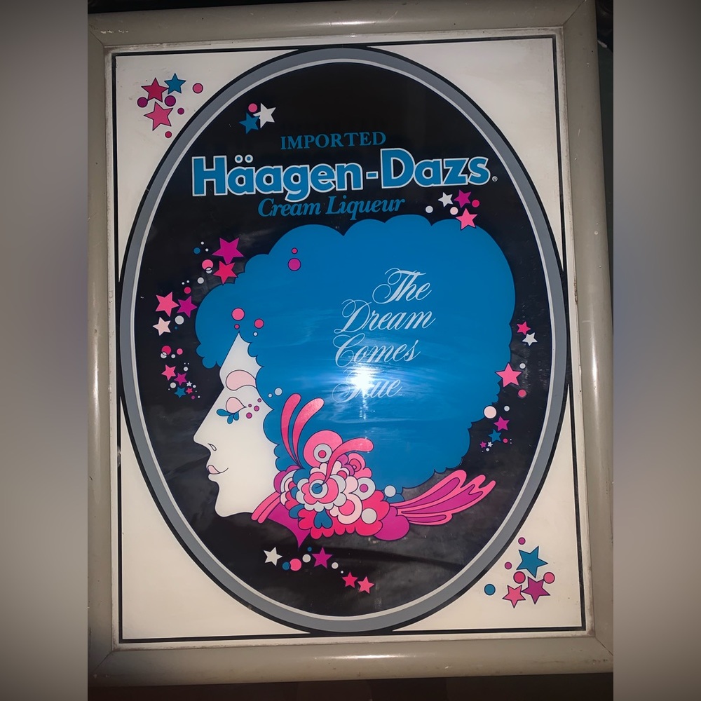 Häagen-Dazs liquor mirror vintage